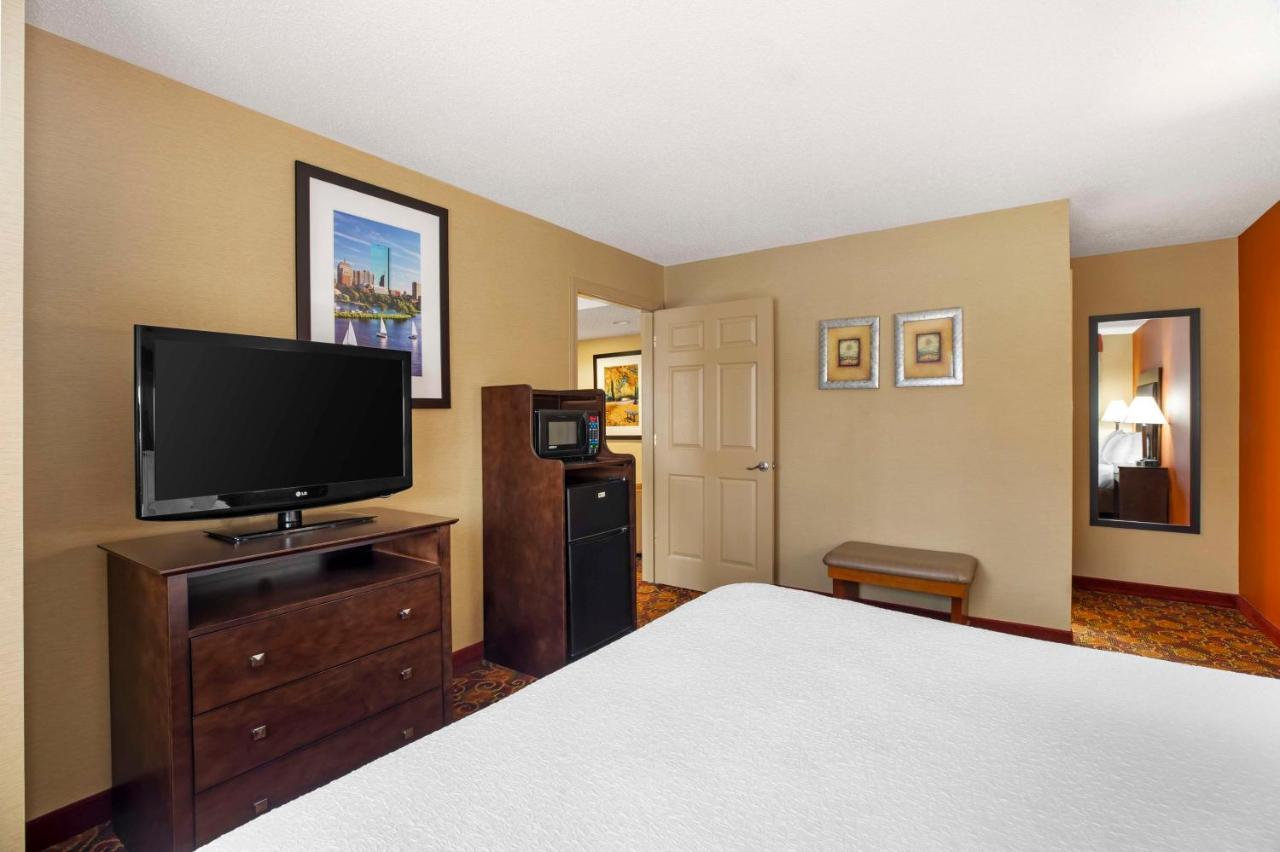 Best Western Plus The Inn At Sharon/Foxboro Exterior photo